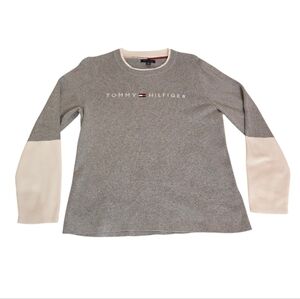 Tommy Hilfiger Gray and White Sweater Size XL